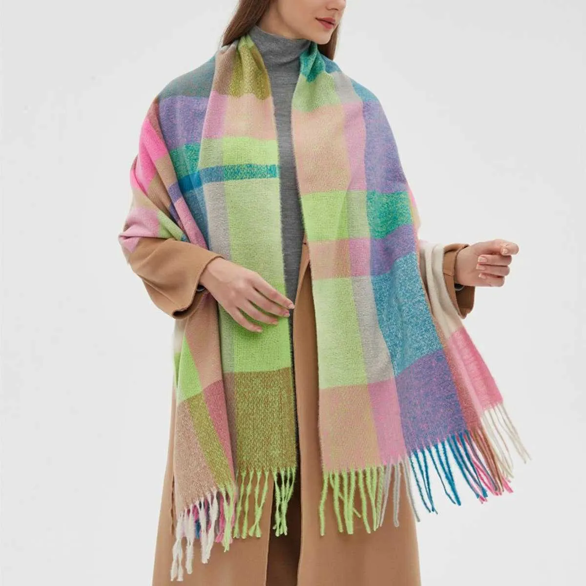 Accity | PLAID PATTERN COLORBLOCK FRINGE TRIM SCARF: MAROON