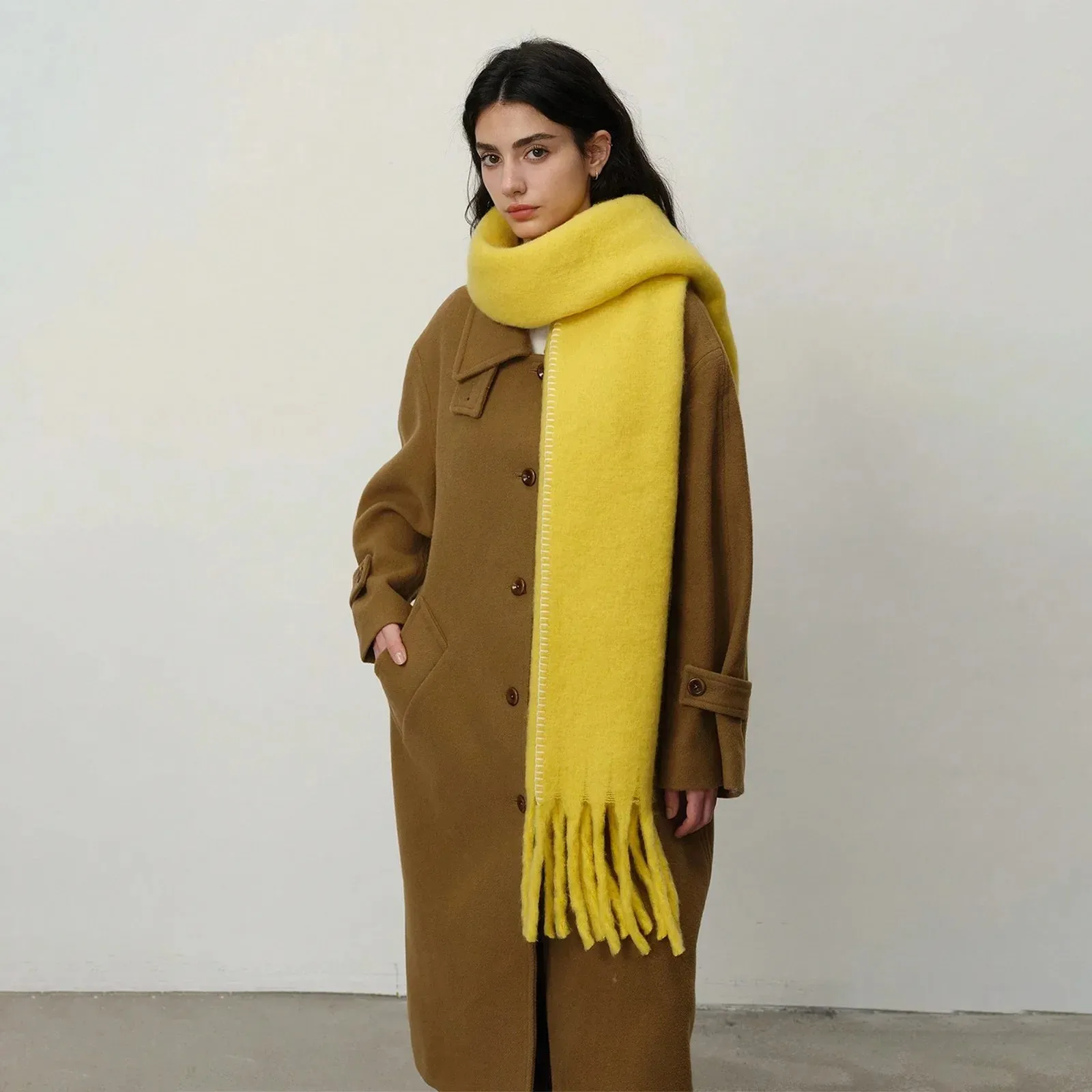 Elegant Minimalist Imitation Cashmere Overlock Scarf