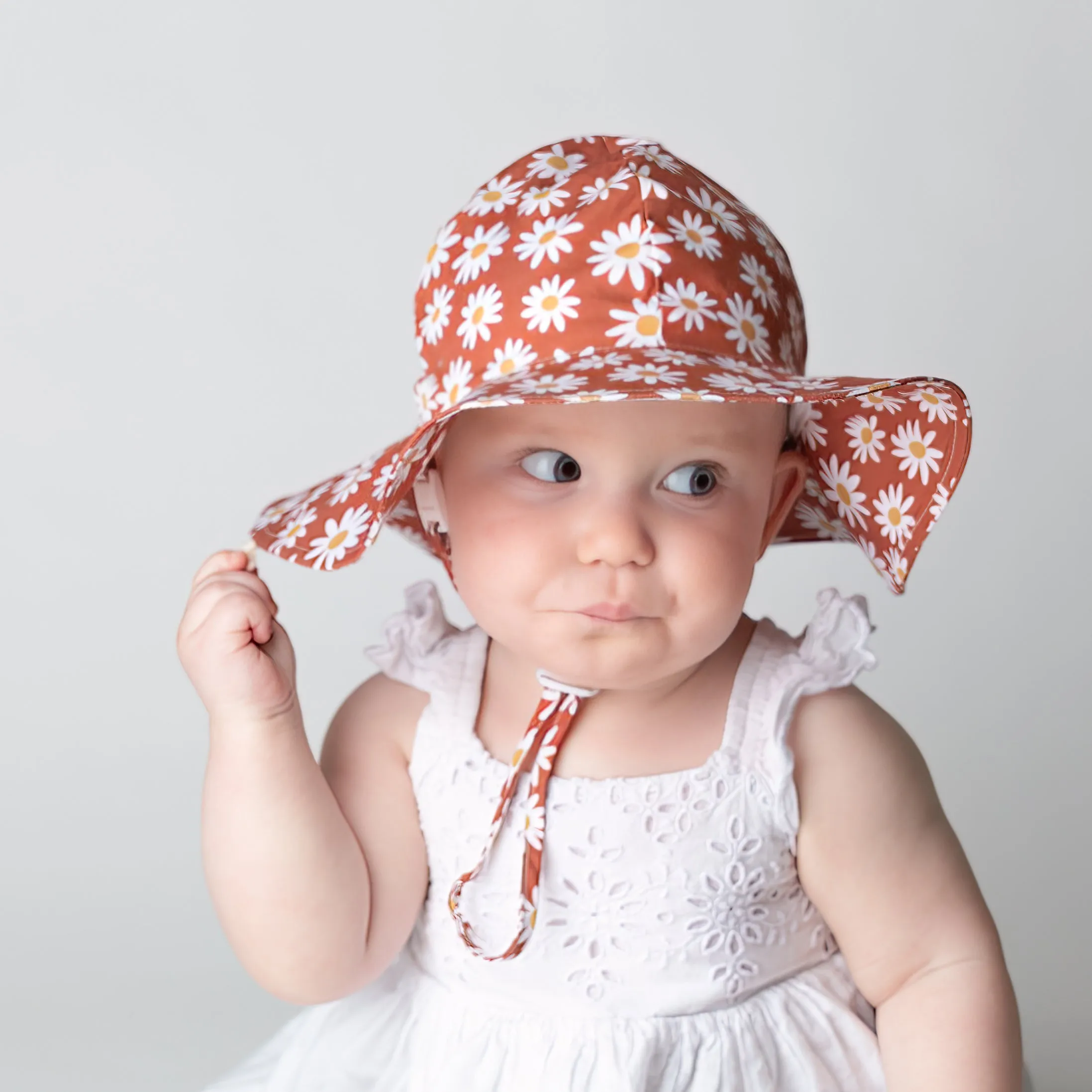 Ginger Daisy Sunhat UPF 50  with Adjustable Breakaway Strap